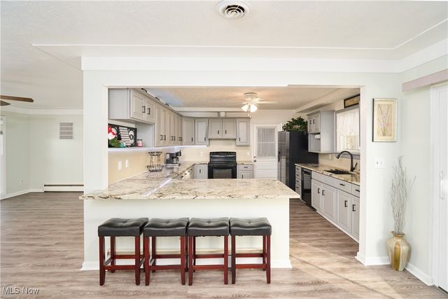 5220 Center Road, Brunswick Hills, OH 44212