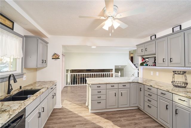 5220 Center Road, Brunswick Hills, OH 44212