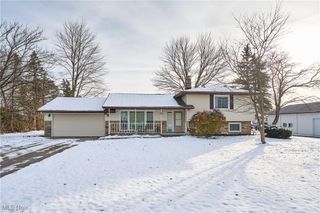 5220 Center Road, Brunswick Hills, OH 44212