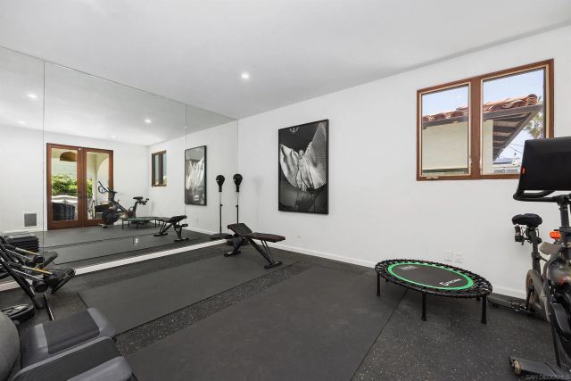 227 Neptune Ave, Encinitas, CA 92024