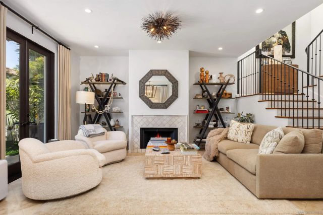 227 Neptune Ave, Encinitas, CA 92024