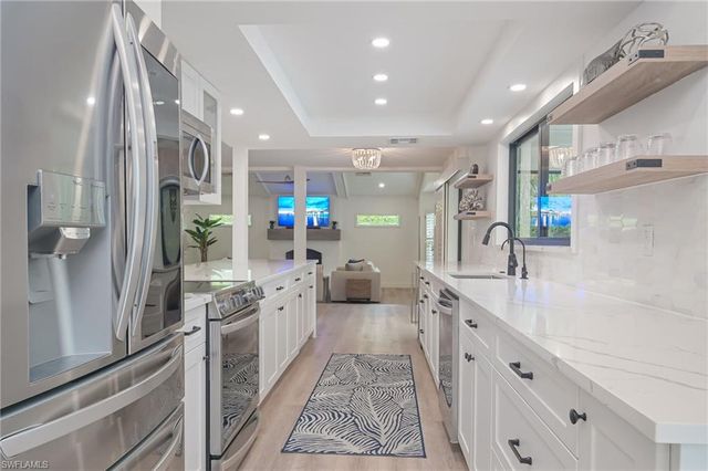 1420 Jewel Box AVE, Naples, FL 34102