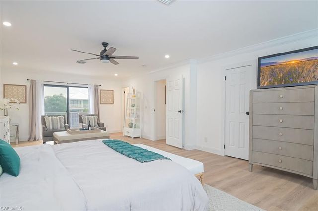 1420 Jewel Box AVE, Naples, FL 34102
