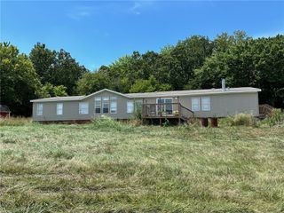 11121 Wolf Track Road, Summers, AR 72769