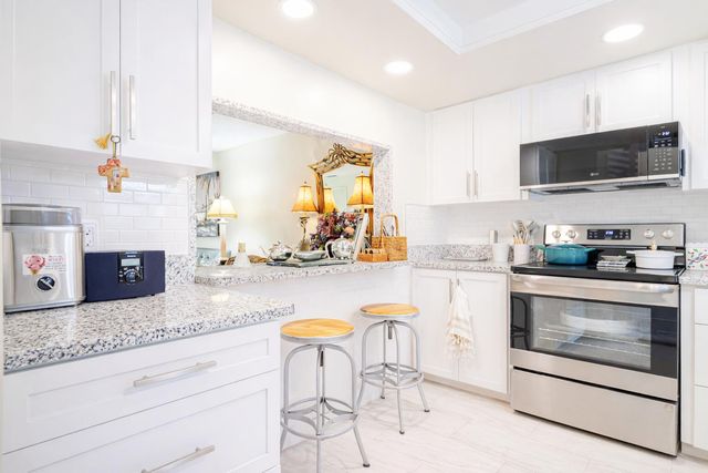 400 18th Street G5, Vero Beach, FL 32960