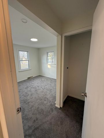 11691 Cornell Street, Taylor, MI 48180