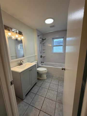 11691 Cornell Street, Taylor, MI 48180