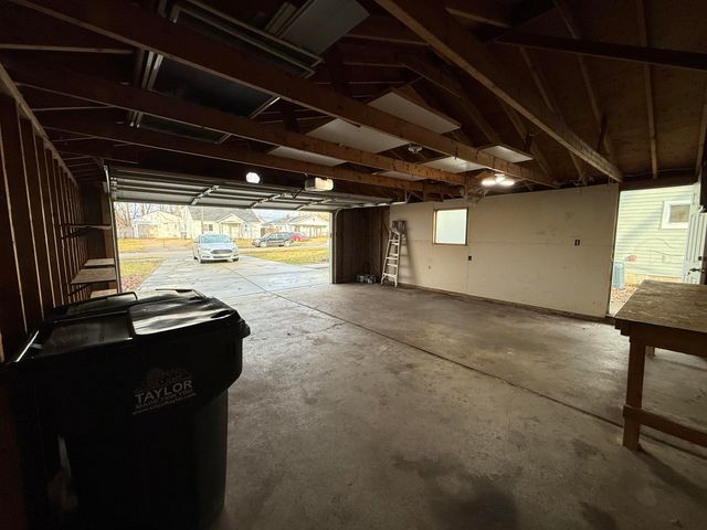 11691 Cornell Street, Taylor, MI 48180