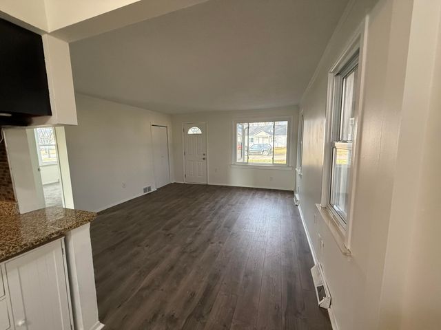 11691 Cornell Street, Taylor, MI 48180