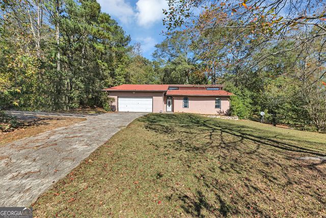 5575 Milam Road, Fairburn, GA 30213