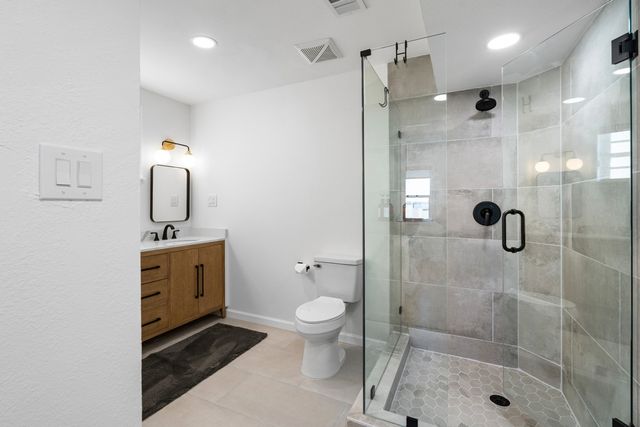 103 Latimer Drive, Tool, TX 75143