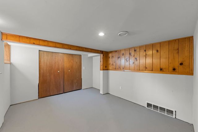 329 E 5th Street, Lockport, IL 60441