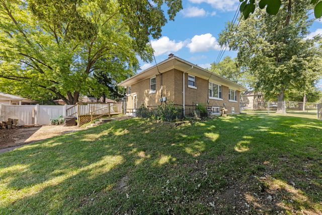 329 E 5th Street, Lockport, IL 60441