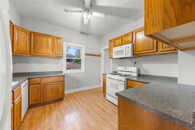 329 E 5th Street, Lockport, IL 60441