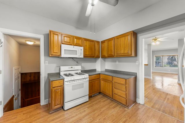 329 E 5th Street, Lockport, IL 60441