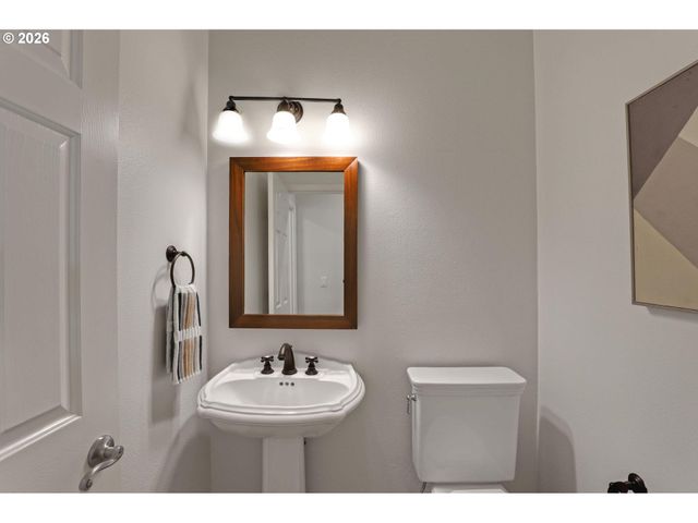 1438 Nw MAYFIELD Rd, Portland, OR 97229