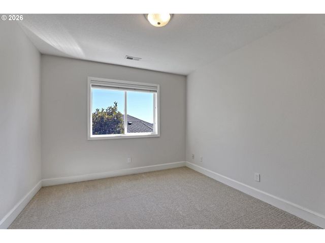 1438 Nw MAYFIELD Rd, Portland, OR 97229
