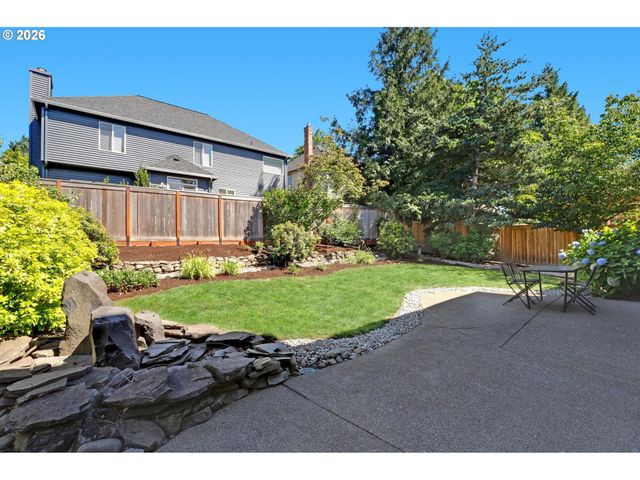 1438 Nw MAYFIELD Rd, Portland, OR 97229