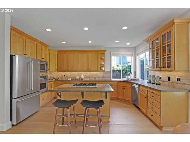 1438 Nw MAYFIELD Rd, Portland, OR 97229