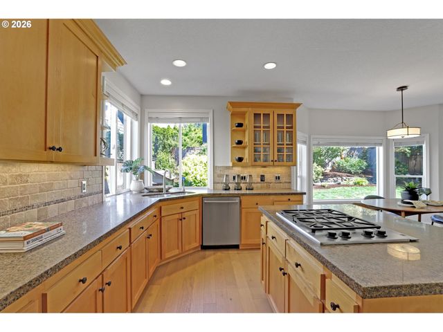 1438 Nw MAYFIELD Rd, Portland, OR 97229