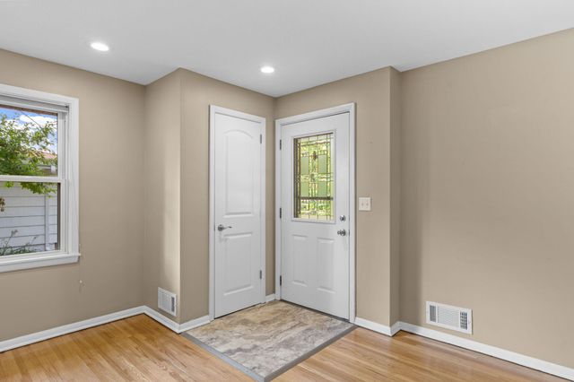 6321 Upton Avenue S, Richfield, MN 55423