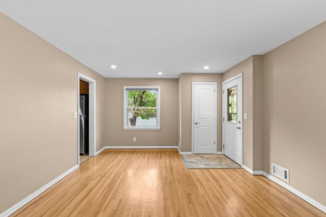 6321 Upton Avenue S, Richfield, MN 55423