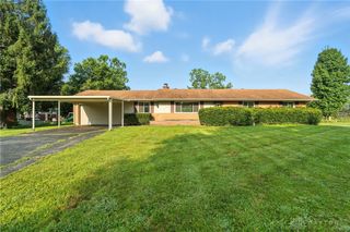 795 Newton Drive, Beavercreek, OH 45434