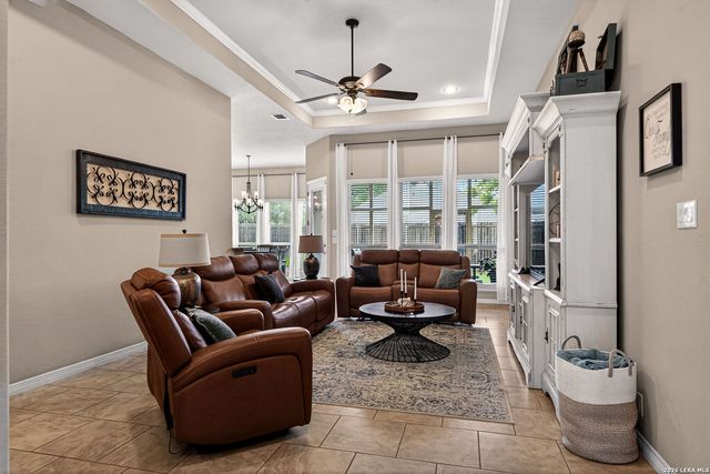 15512 ALBRECHT LN, Selma, TX 78154