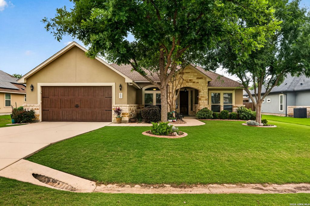 15512 ALBRECHT LN, Selma, TX 78154