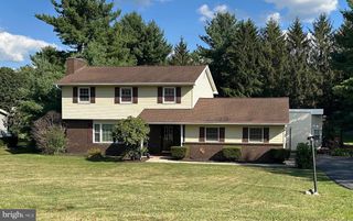 152 MAPLE LN, Lebanon, PA 17042
