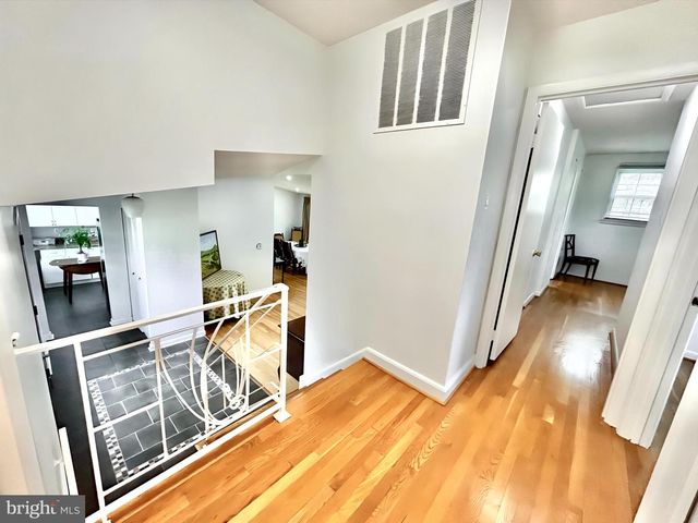 10202 MCGOVERN DR, Silver Spring, MD 20903