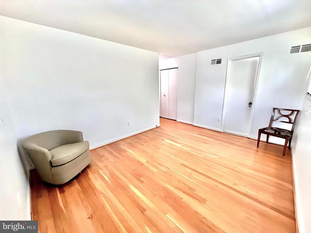 10202 MCGOVERN DR, Silver Spring, MD 20903