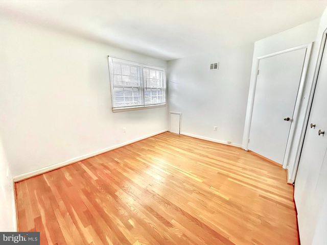 10202 MCGOVERN DR, Silver Spring, MD 20903