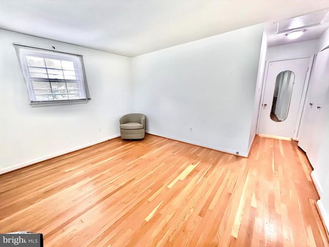 10202 MCGOVERN DR, Silver Spring, MD 20903