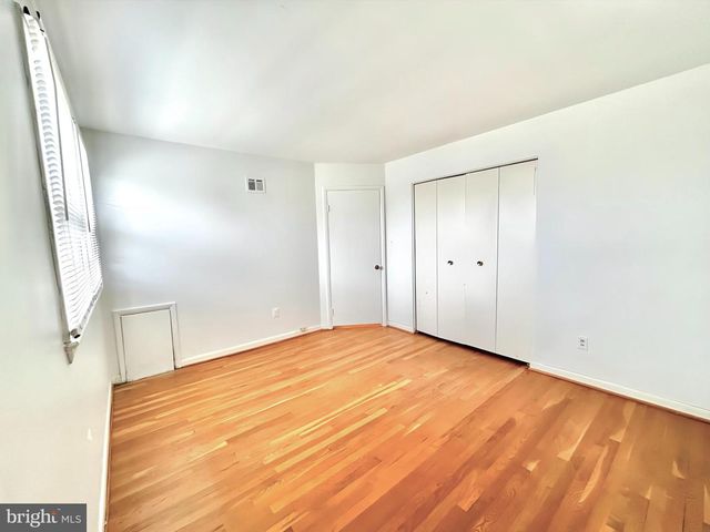 10202 MCGOVERN DR, Silver Spring, MD 20903