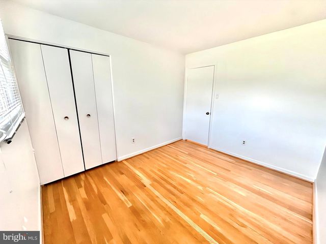 10202 MCGOVERN DR, Silver Spring, MD 20903