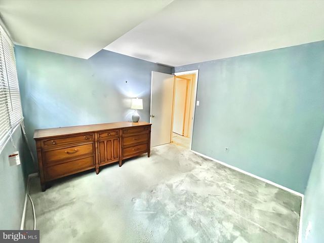 10202 MCGOVERN DR, Silver Spring, MD 20903