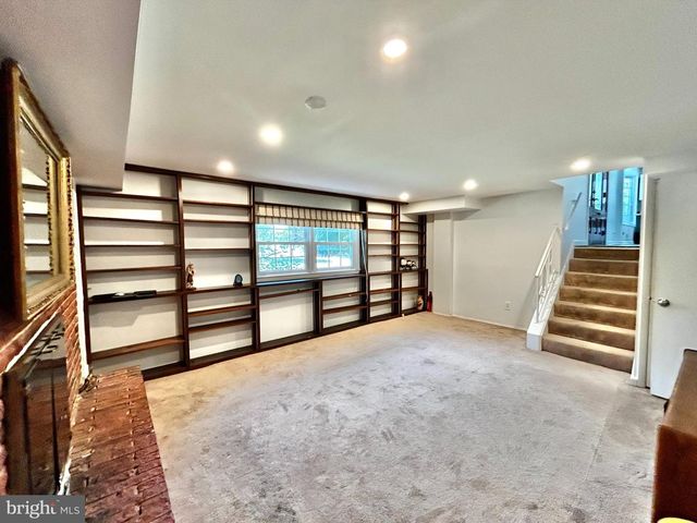 10202 MCGOVERN DR, Silver Spring, MD 20903