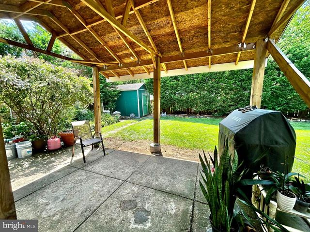 10202 MCGOVERN DR, Silver Spring, MD 20903