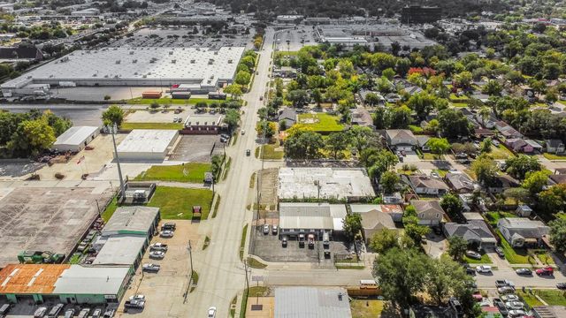 1018 Shaver Street, Pasadena, TX 77506