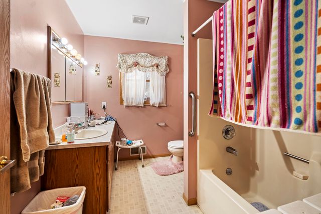 1800 E Narlock Road, Cedar, MI 49621