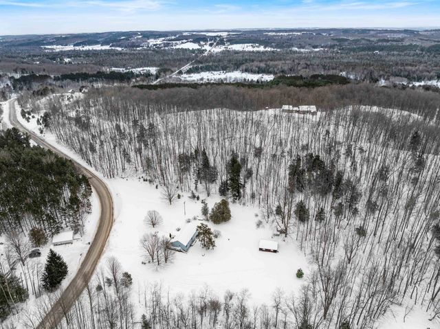 1800 E Narlock Road, Cedar, MI 49621