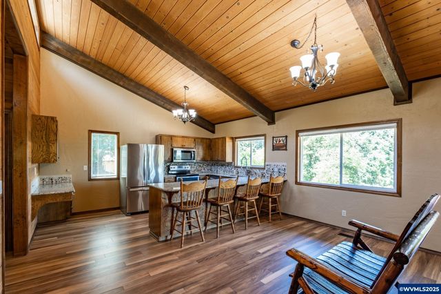 30393 Rancho Rd, Lebanon, OR 97355