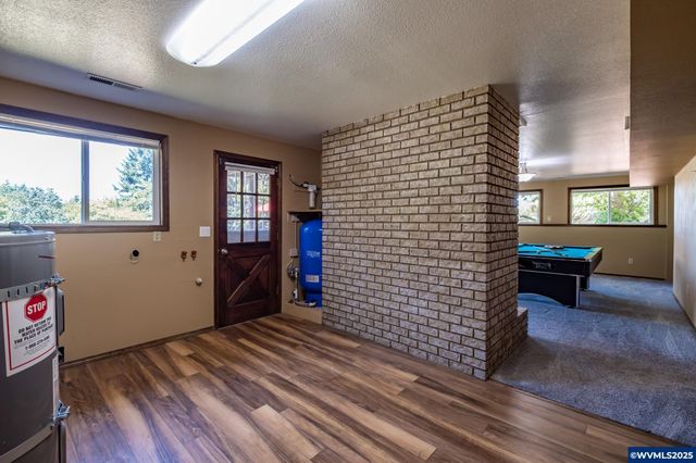 30393 Rancho Rd, Lebanon, OR 97355