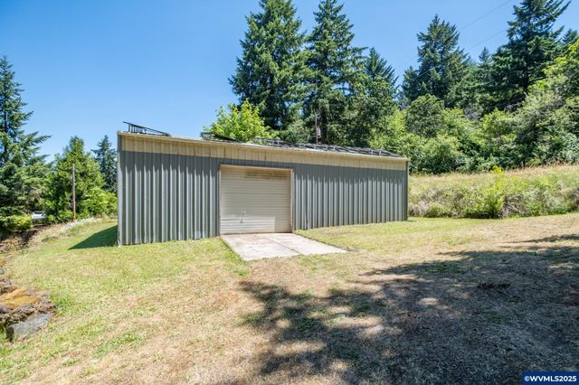 30393 Rancho Rd, Lebanon, OR 97355