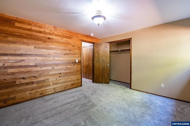 30393 Rancho Rd, Lebanon, OR 97355