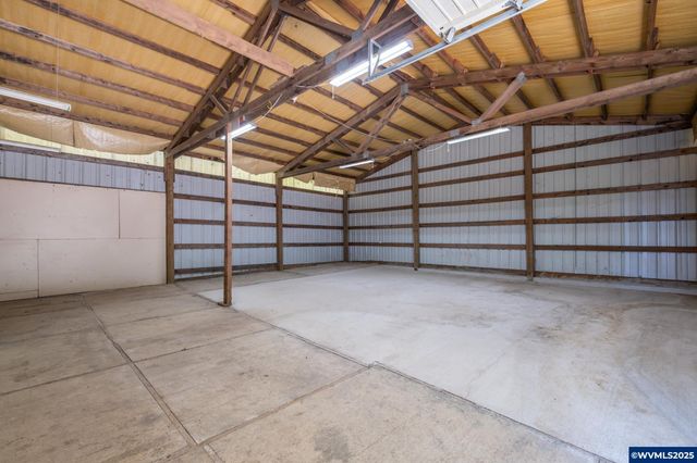 30393 Rancho Rd, Lebanon, OR 97355