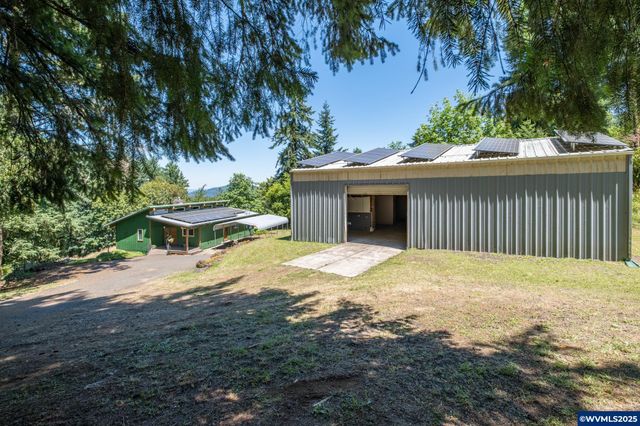 30393 Rancho Rd, Lebanon, OR 97355