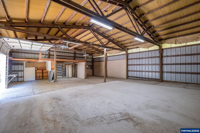 30393 Rancho Rd, Lebanon, OR 97355