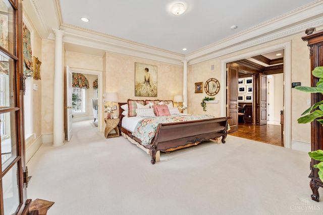 8500 Kugler Mill Road, Indian Hill, OH 45243